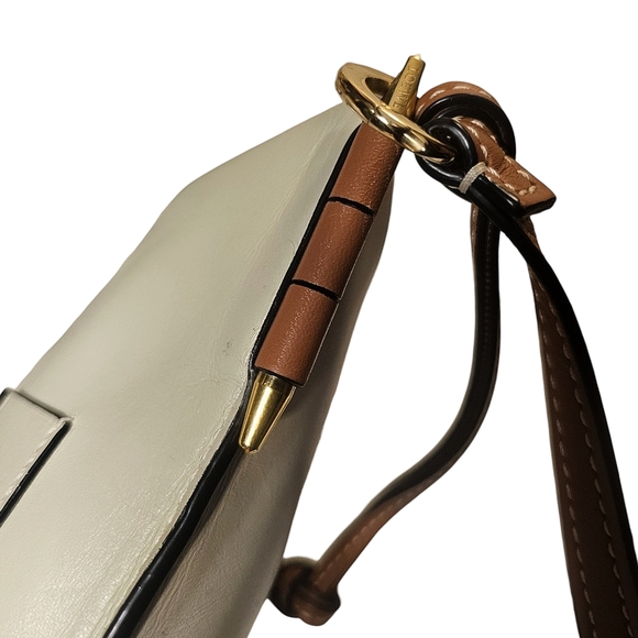 LOEWE GATE TWO-TONE BUCKET BAG - Picture 6 of 16